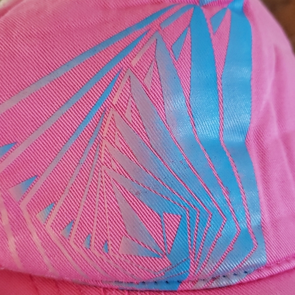 Volcom Pink Trucker Hat - Picture 4 of 5